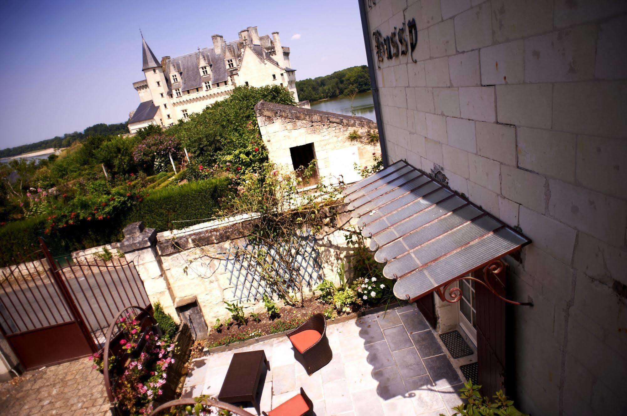 Hotel Le Bussy Montsoreau Eksteriør bilde